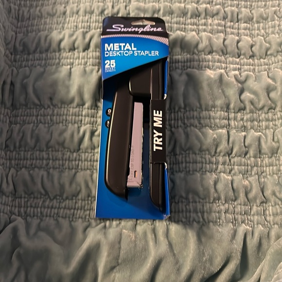 Swing-line Metal  Desktop Stapler Collectors Edition Business Office NEW - Picture 1 of 5